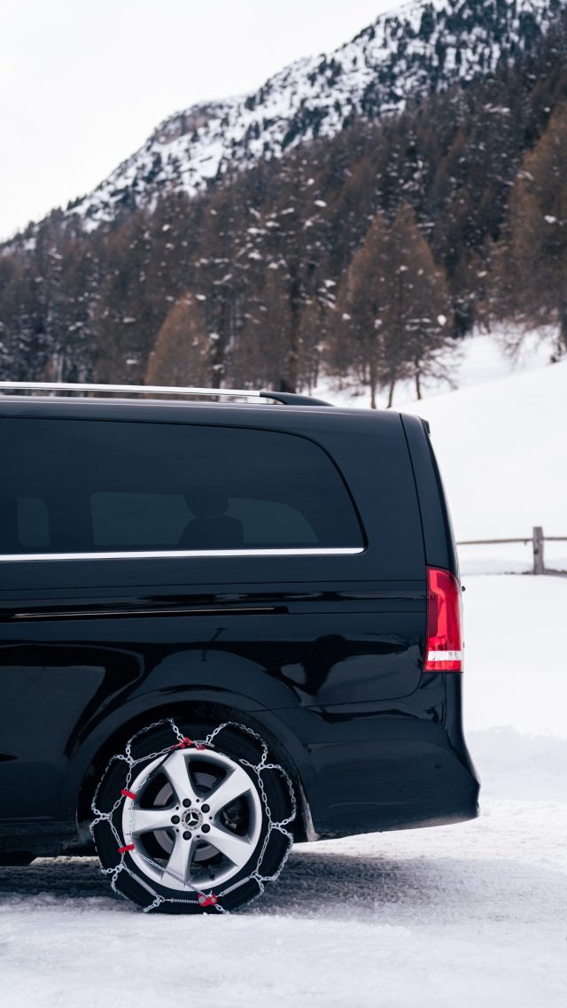 🇮🇹 Un van. Diverse soluzioni.
❄️

🇬🇧 One van. Multiple choices.
❄️

#könig #catenedanevekonig #konigsnowchains #konigchainesaneige #konigschneeketten #snowchains #catenedaneve #chainesaneige #schneeketten #konig #cateneneve #catenevan #vansnowchains #vanlife