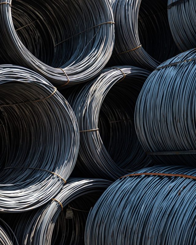 🇮🇹
Dalla vergella ai sacchi, pronte per voi.
Tra acciaio rovente, forni industriali e cura dei dettagli, nascono le nostre catene Professional. ⛓️
❄️ L’inverno è lontano, ma noi lo prepariamo ogni giorno.

🇬🇧:
From steel rods to bags, ready for you.
Among red-hot steel, industrial furnaces, and attention to detail, our Professional chains are born. ⛓️
❄️ Winter is far away, but we prepare for it every day.

#könig #catenedanevekonig #konigsnowchains #konigchainesaneige #konigschneeketten #snowchains #catenedaneve #chainesaneige #schneeketten #konig #cateneneve #cateneauto #howwemadeit #production #konigfactory