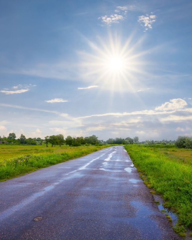 🇮🇹 Dopo un temporale basta poco per pensare che sia tutto come prima. Ma lo &egrave; davvero?

🇬🇧 After a summer storm, it's easy to think everything is back to normal. But is it really?

#Konig #Drive #Driving #RoadConditions #OnTheRoad #DriveSmart #SummerDriving