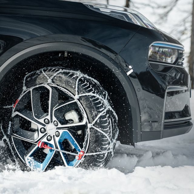 🇮🇹 Un'escursione con le ciaspole, una strada innevata, il piacere di arrivare ovunque in sicurezza. Perché l’inverno è fatto per essere esplorato, senza pensieri ❄️

🇬🇧 A snowshoe hike, a snowy road, the pleasure of reaching any destination safely. Because winter is meant to be explored, without worries ❄️

#könig #catenedanevekonig #konigsnowchains #konigchainesaneige #konigschneeketten #snowchains #catenedaneve #chainesaneige #schneeketten #konig #cateneneve #cateneauto #lynkco #xgcross #crossover #crossoverchains #konigxgcross #catenecrossover #catenelynkco