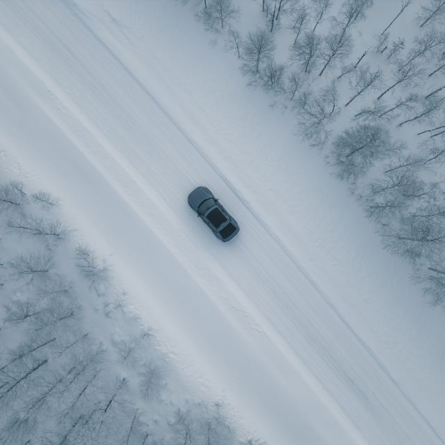 🇮🇹 Quando la neve avvolge ogni cosa nel Circolo Polare Artico, c'è una certezza: questi paesaggi ti resteranno nel cuore per sempre ❄️

🇬🇧 When snow envelops everything in the Arctic Circle, one thing is certain: these landscapes will stay in your heart forever ❄️

#könig #catenedanevekonig #konigsnowchains #konigchainesaneige #konigschneeketten #snowchains #catenedaneve #chainesaneige #schneeketten #konig #cateneneve #cateneauto #articcirle #circolopolareartico #polestar #p2 #polestarp2 #konig