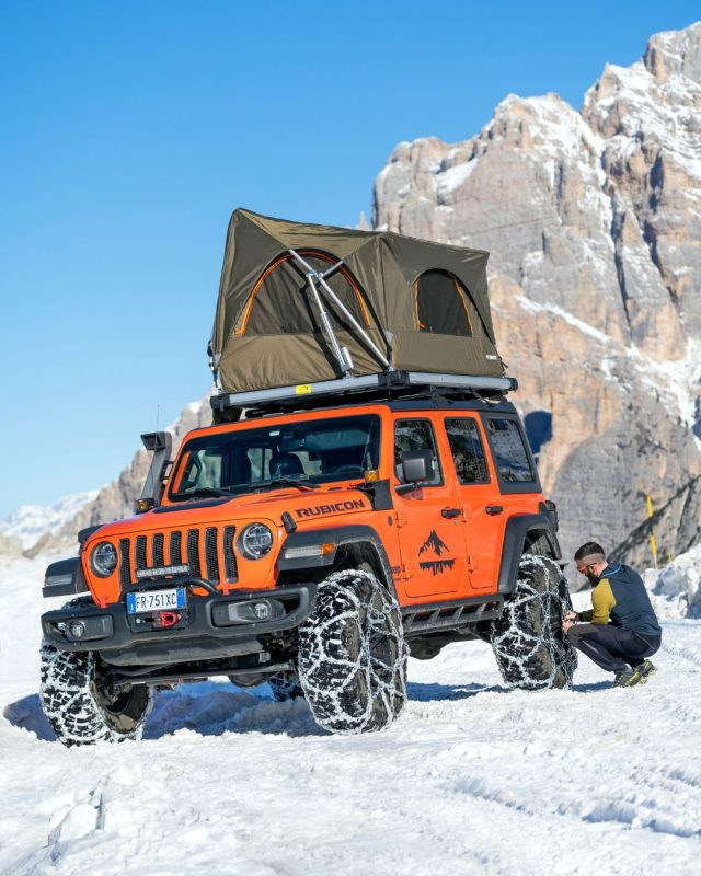 🇮🇹 Per noi una camera con vista, grazie 🏔️

🇬🇧 A room with a view for us, please 🏔️

#K&ouml;nigSnowChains #SnowChains #WinterAdventures #Overlanding #WinterCamping